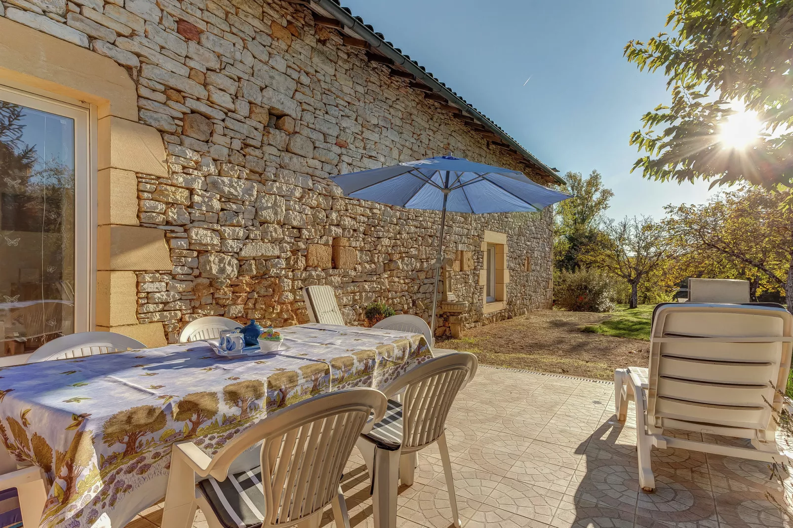 Maison de vacances Cazals-Terrace balcony
