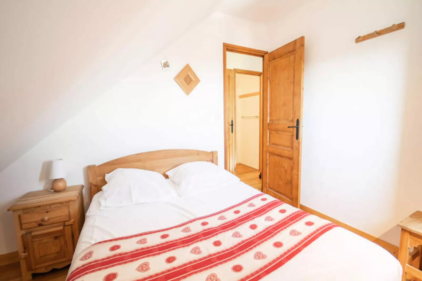 Maison à Aumont-Aubrac-Image-tags.