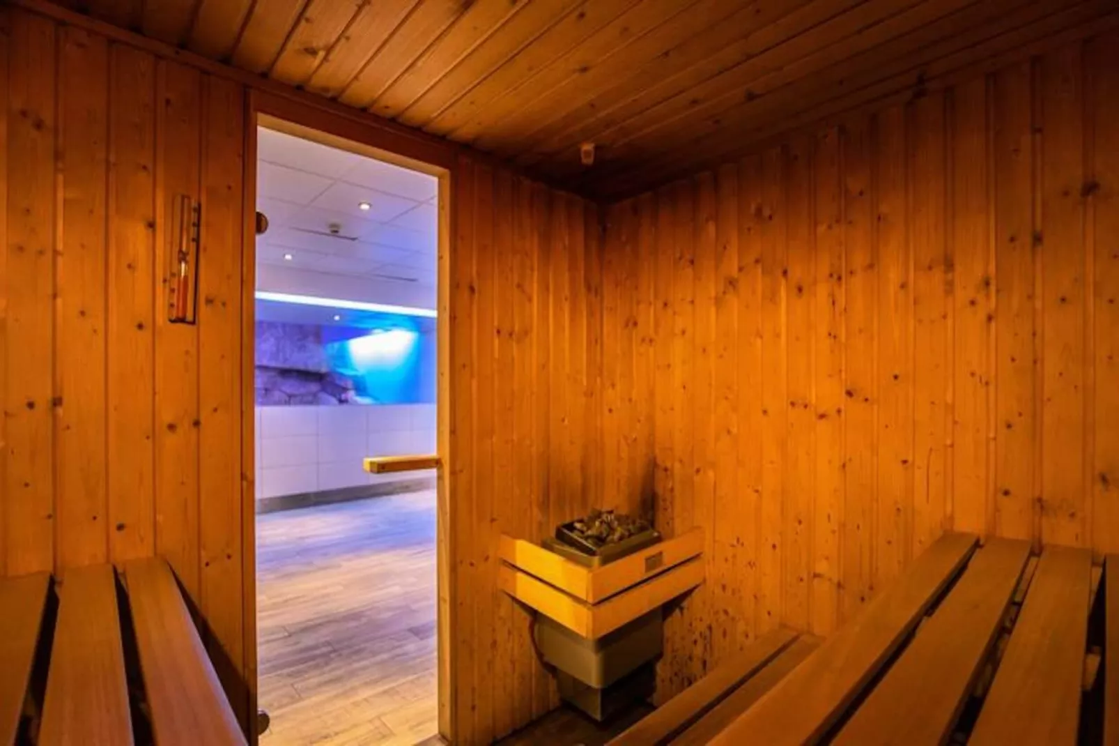 SOWELL RÉSIDENCES New Chastillon****-Image-tags.