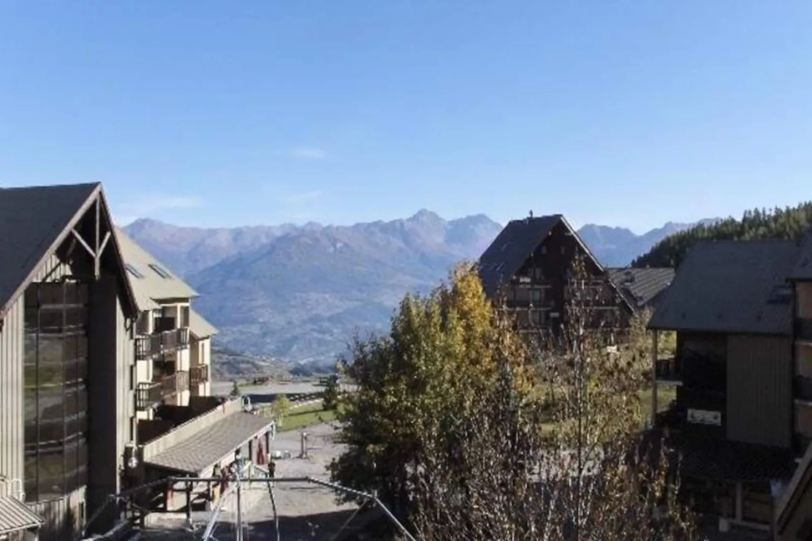 Résidence Aurans-Image-tags.