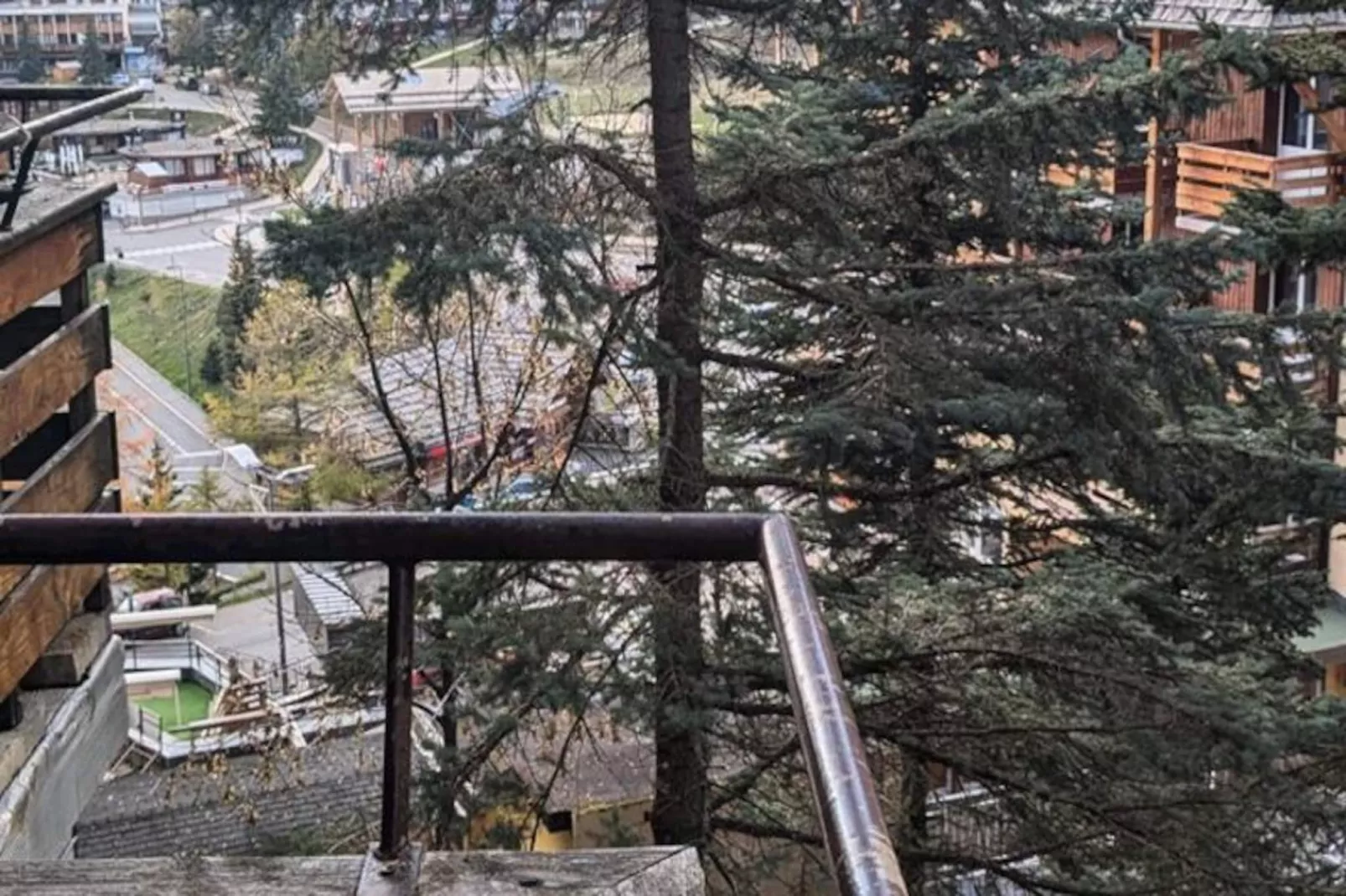 Résidence Rond-point-pistes I-Image-tags.