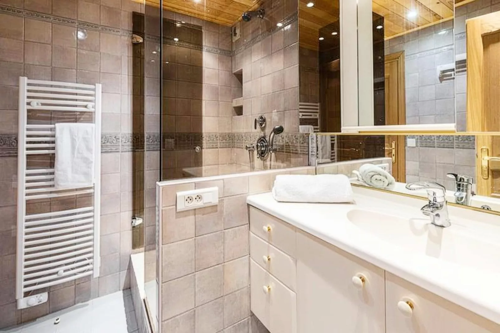 Résidence Les Clos Des Abeilles-Salle de loisirs