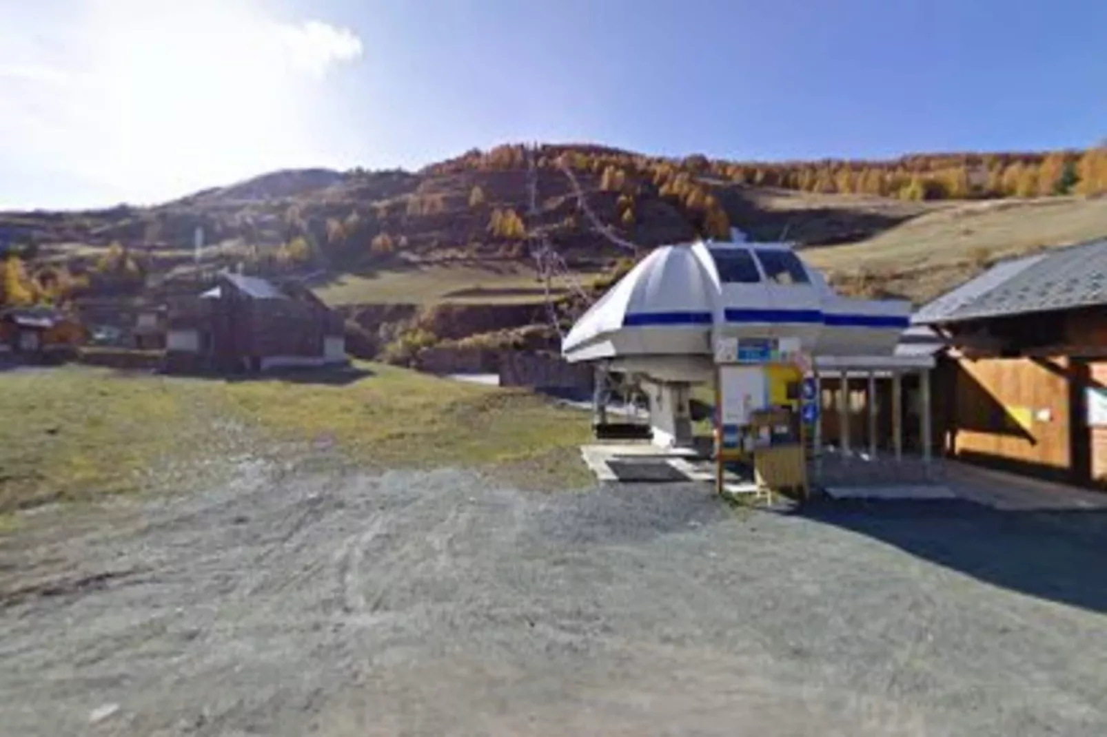 Résidence Canteneige 2-Areas within 1km in summer