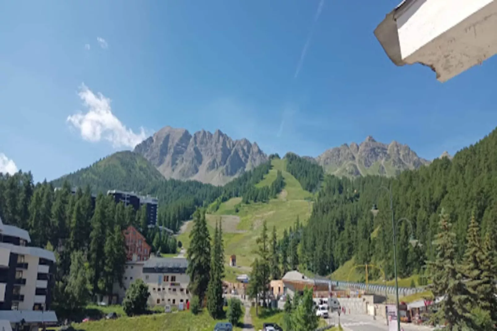 Résidence Gaubert - View in summer