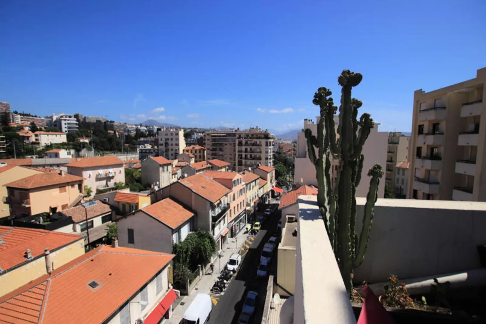 Appartements à Nice-Außenbereich Sommer