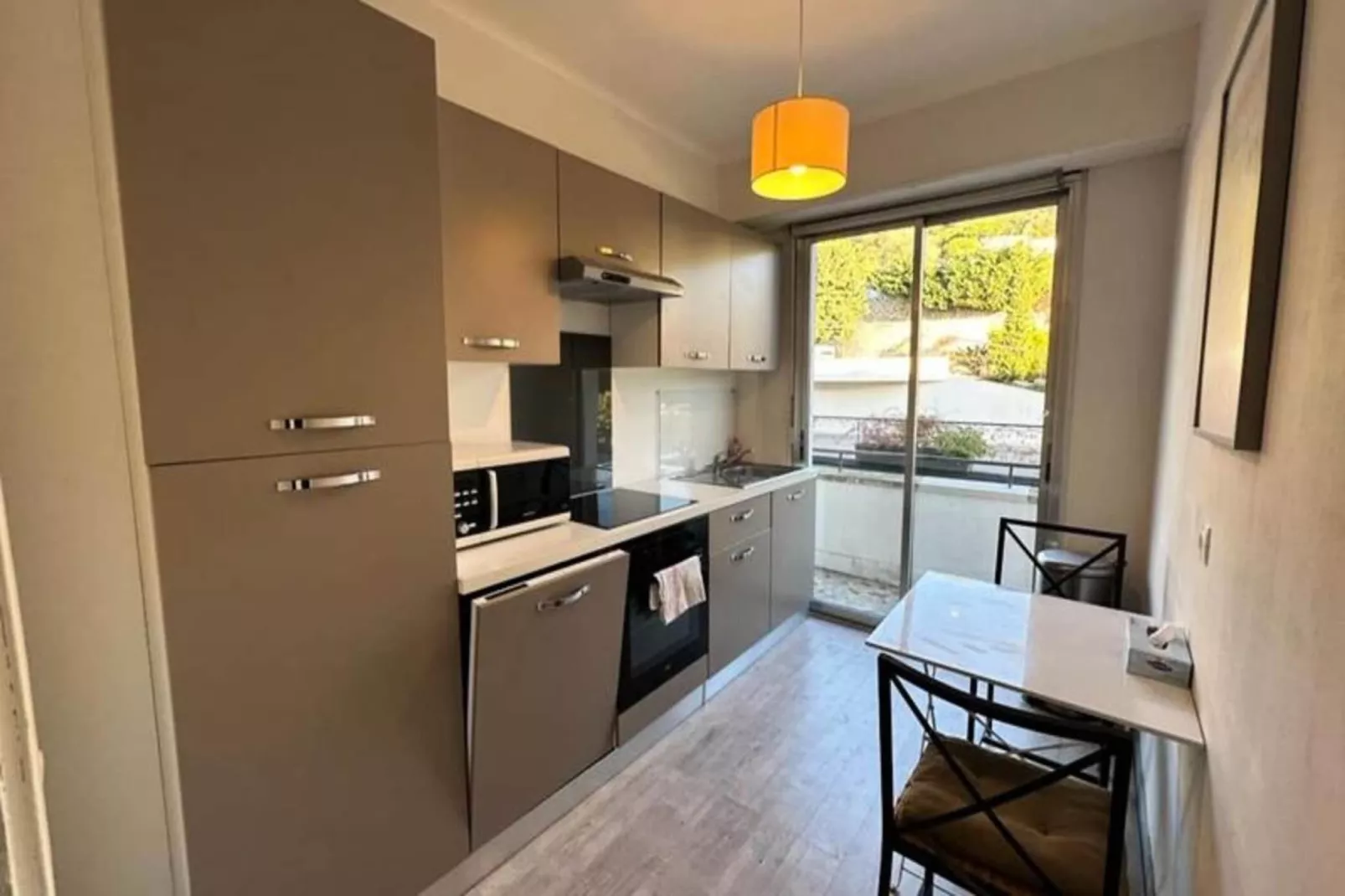 Résidence We &hearts; Cannes ! Vue Mer Incroyable 2 Chambres La Vista-Kitchen