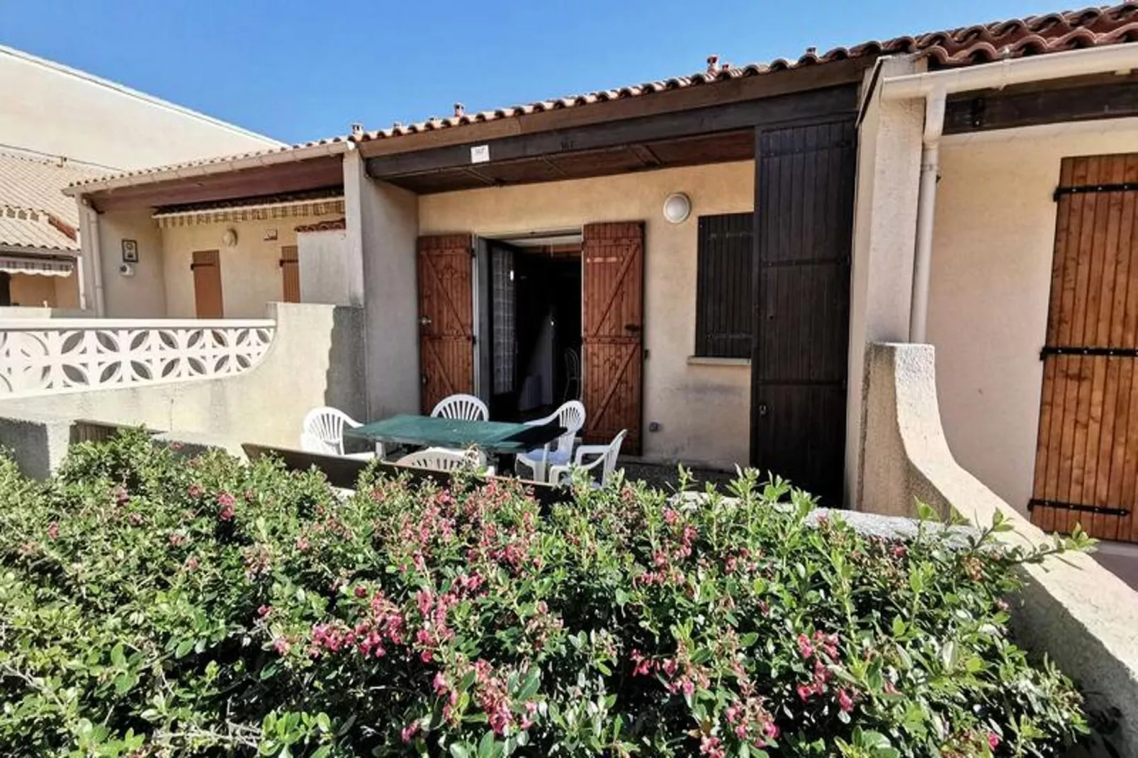 Résidence Grande Bleue-Außenbereich Sommer