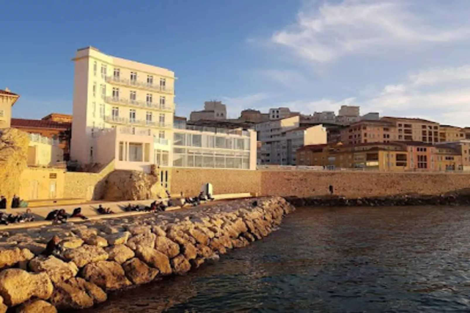 Appart'hôtel Odalys City Centre Euromed-Exterior in summer