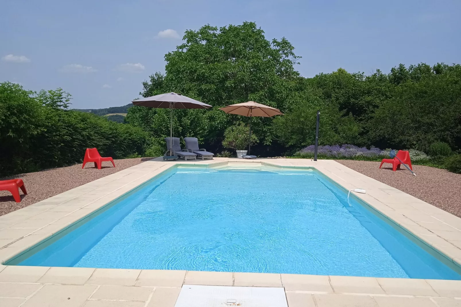Vue de Pannecière-Pool