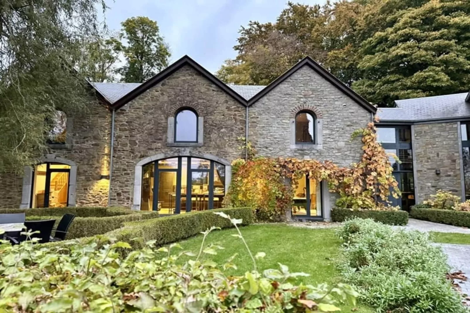 MANOIR-Außenbereich Sommer