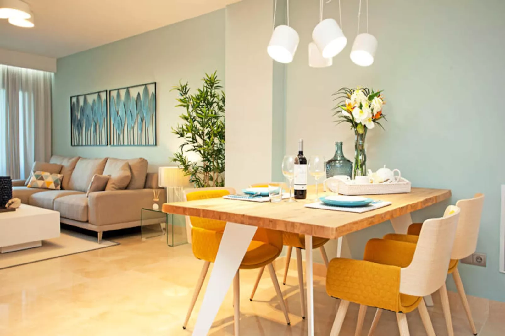 Appartements à Ojen-Image-tags.