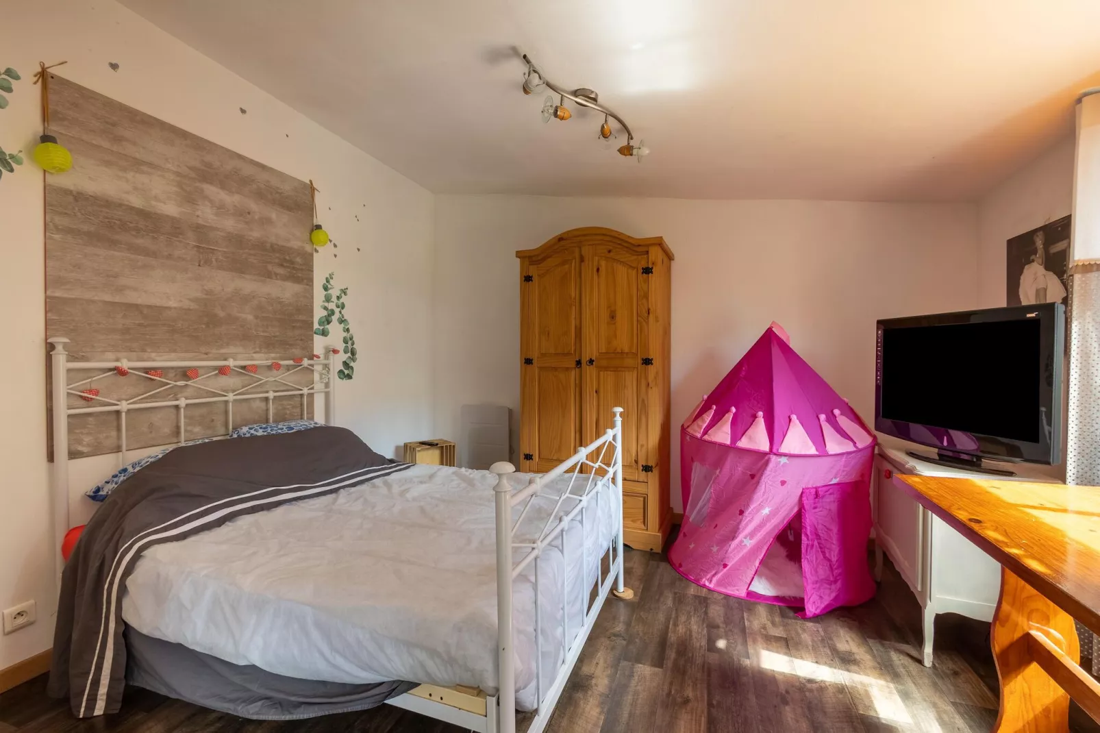 Chez Severine House-Bedroom