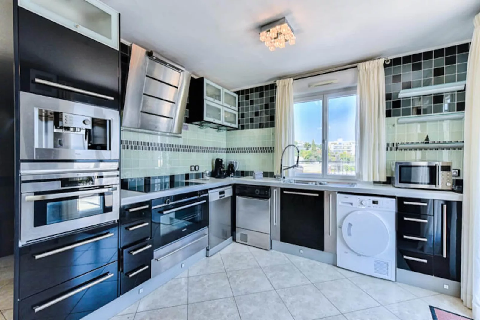 Appartements à Nice-Image-tags.