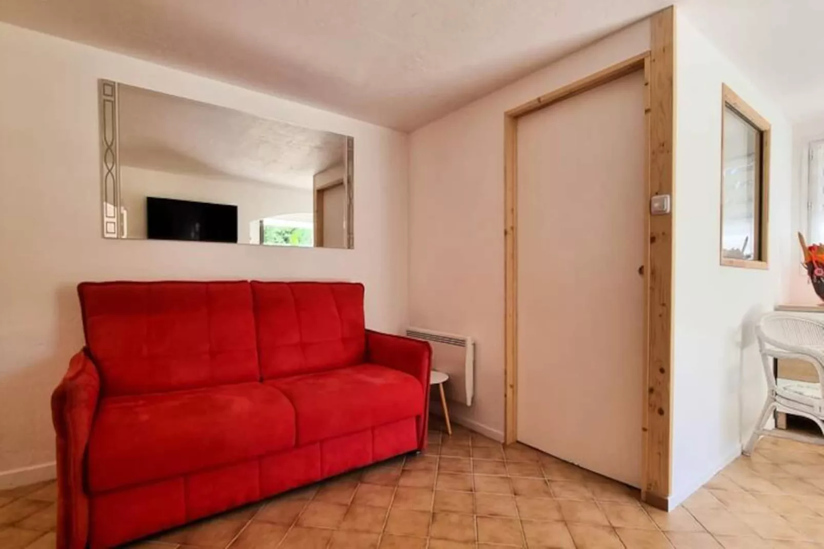 Appartement Dolce 3 Chambres 5 Pers/10min De Cannes-Image-tags.