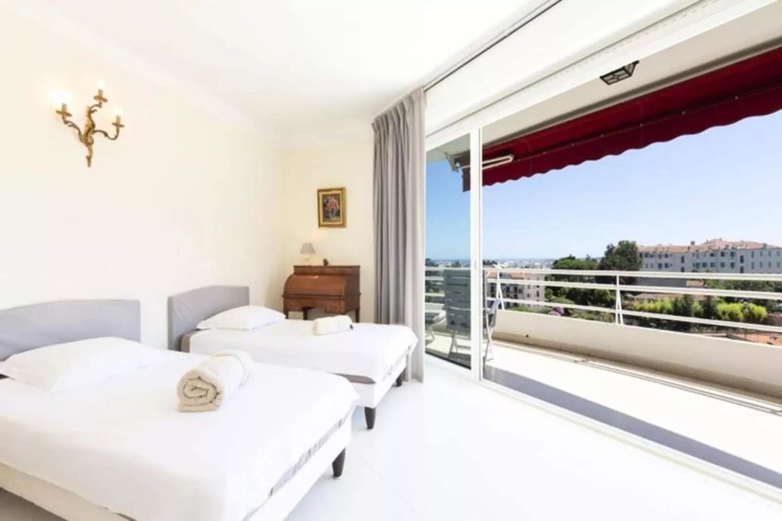 Résidence Appartement Enti&egrave;rement &eacute;quip&eacute; De 105 M2 Avec Vue Mer Et Collines-Extérieur été