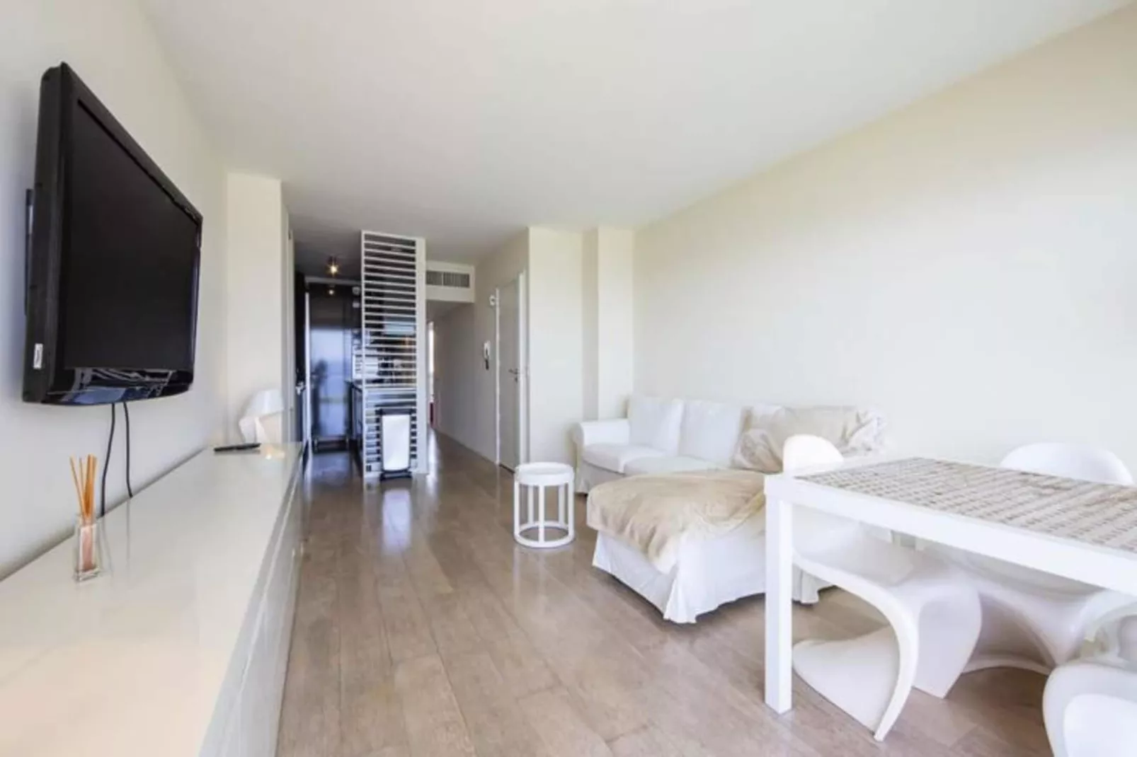 Résidence Appartement &eacute;quip&eacute; 70 M&sup2; Face &agrave; La Mer Dernier &eacute;tage Avec Magnifique Vue Me-Exterior in summer