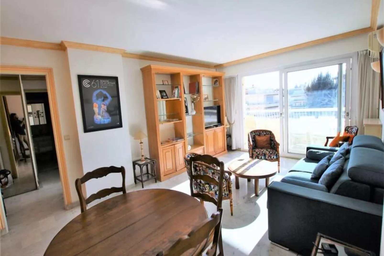 Résidence Appartement Climatis&eacute; 5 Voyageurs De 80 M2, Centre Ville Et Croisette-Living room