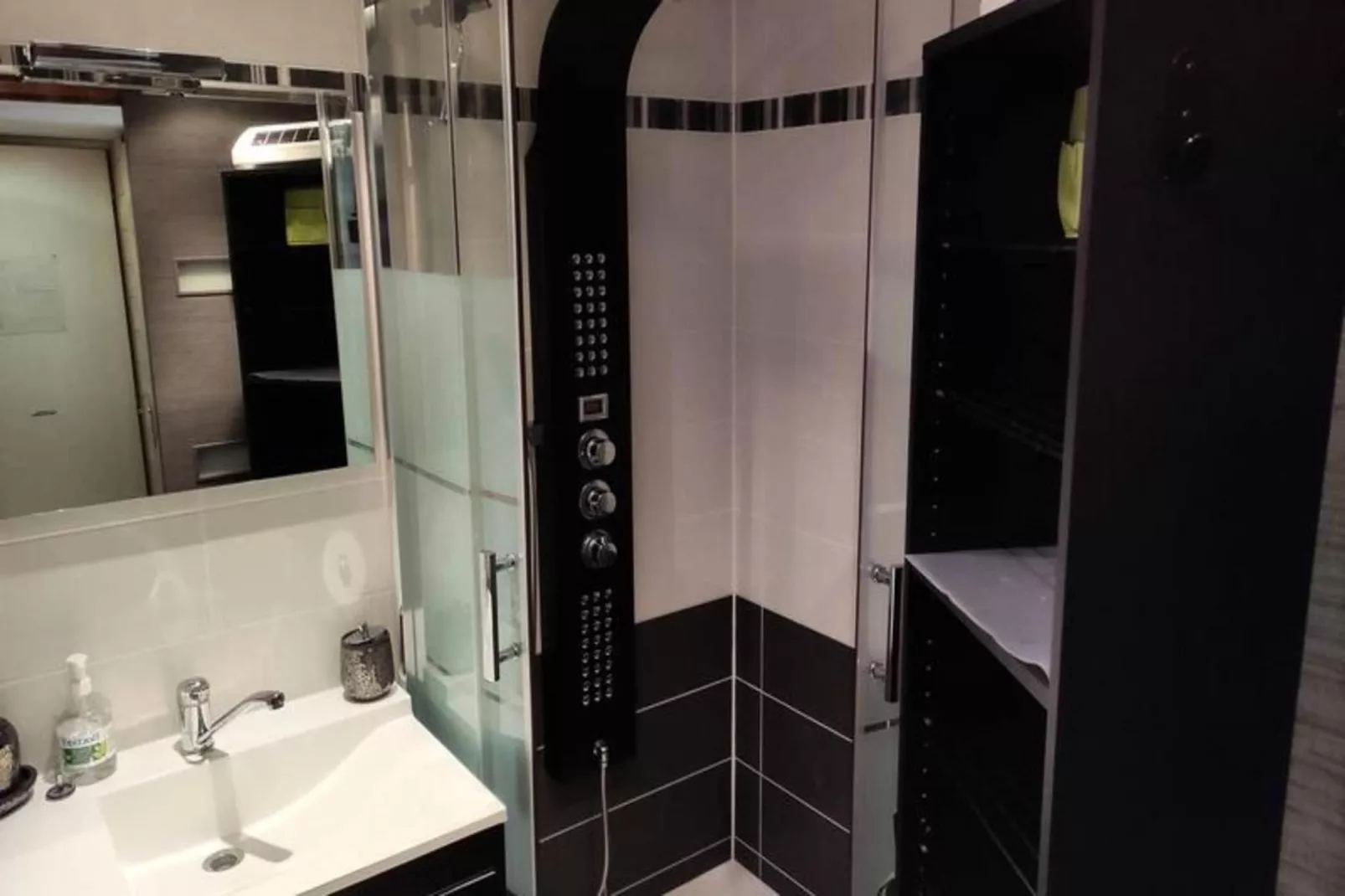 Résidence Pignals C1c-Kitchen