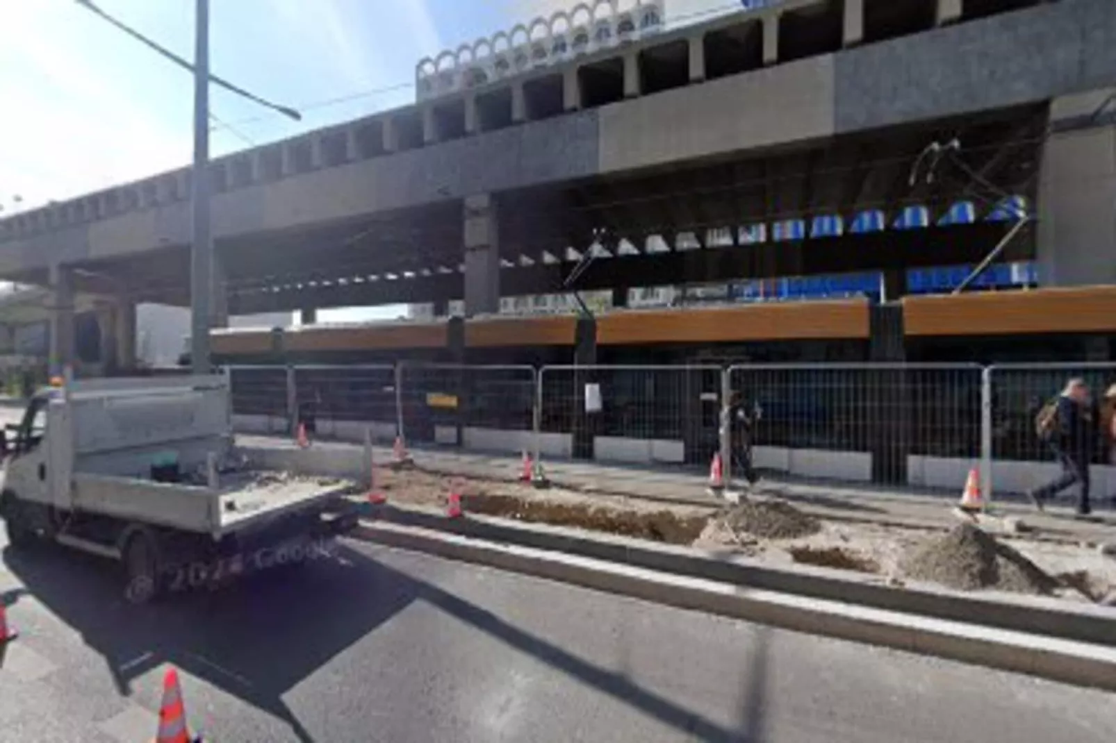 Appart'hôtel Odalys City Centre Euromed-Exterior in summer