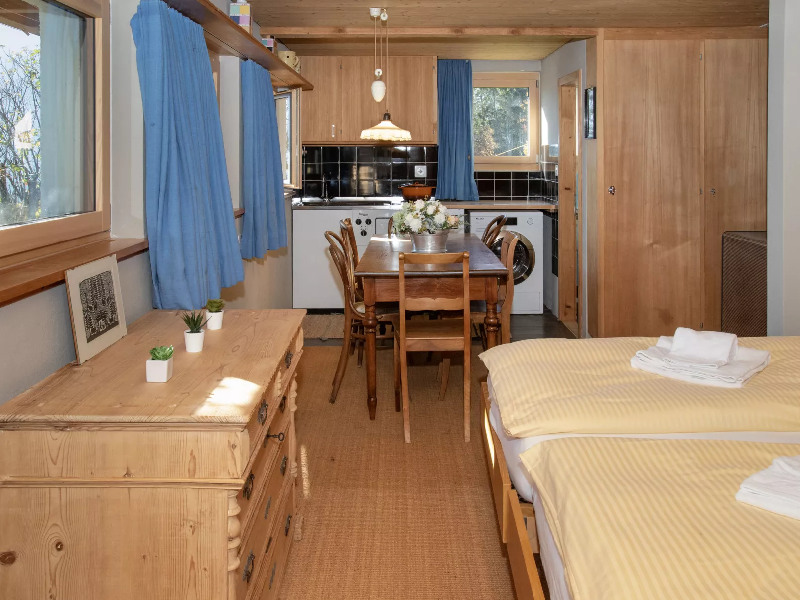 Jungfrau a d Ledi-Drinnen