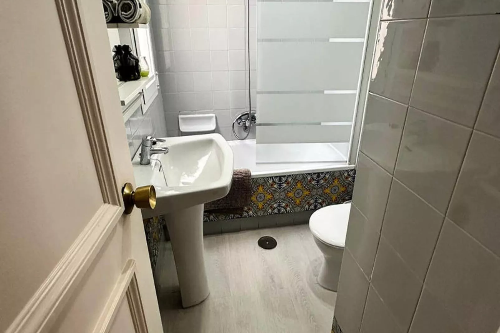 Studio à Estepona-Bathroom