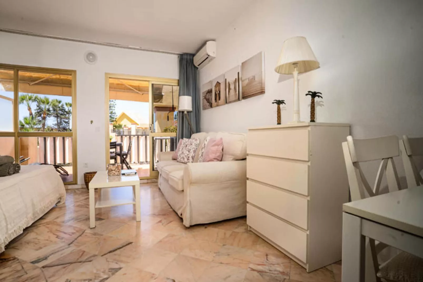 Studio à Marbella-Dining room