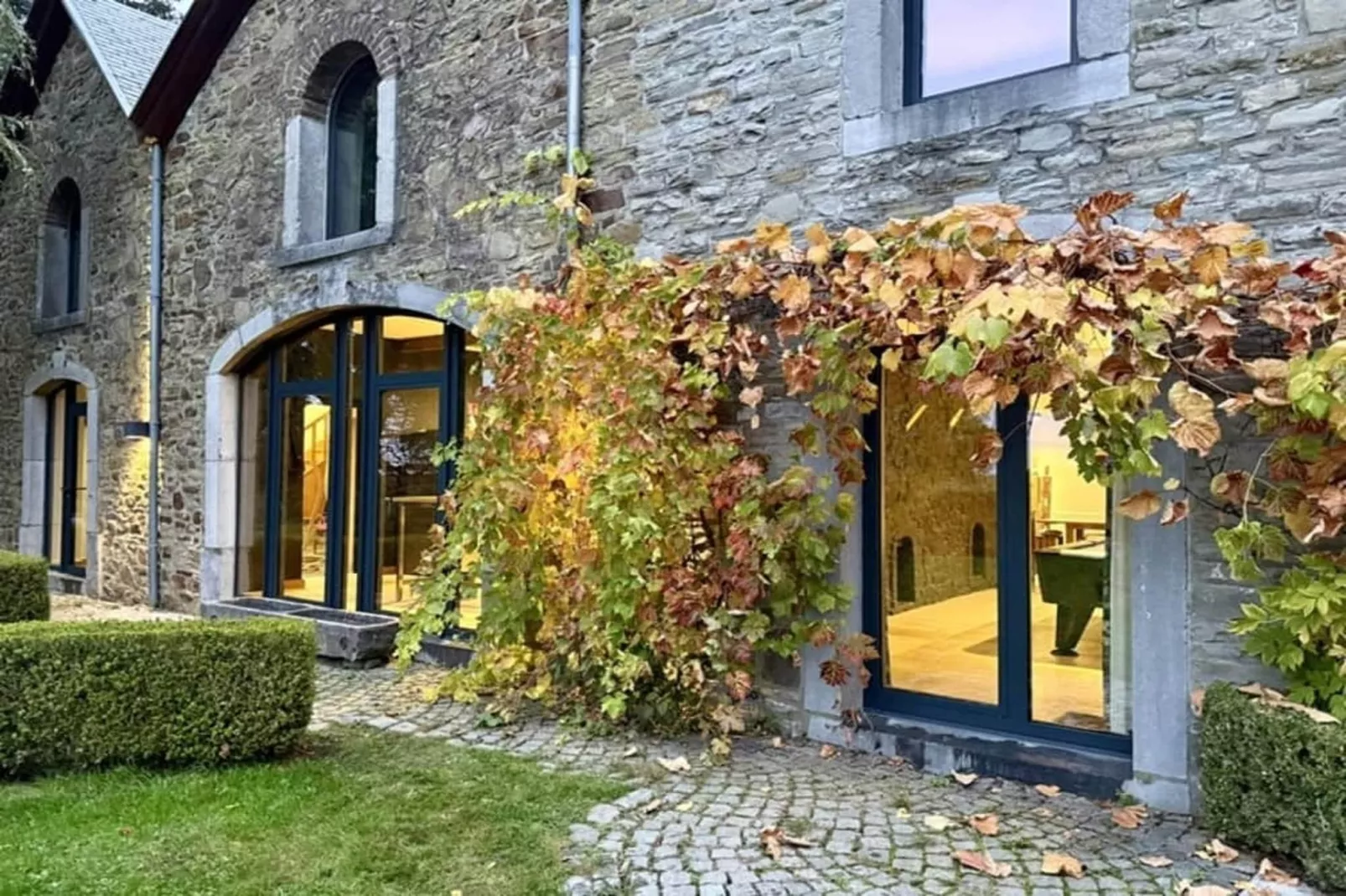 MANOIR-Außenbereich Sommer