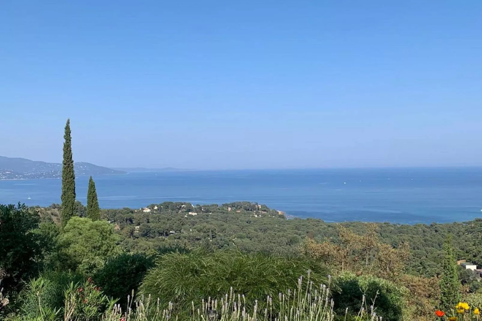 Villa avec piscine vue mer et proche plage à Bormes les Mimosas-View summer