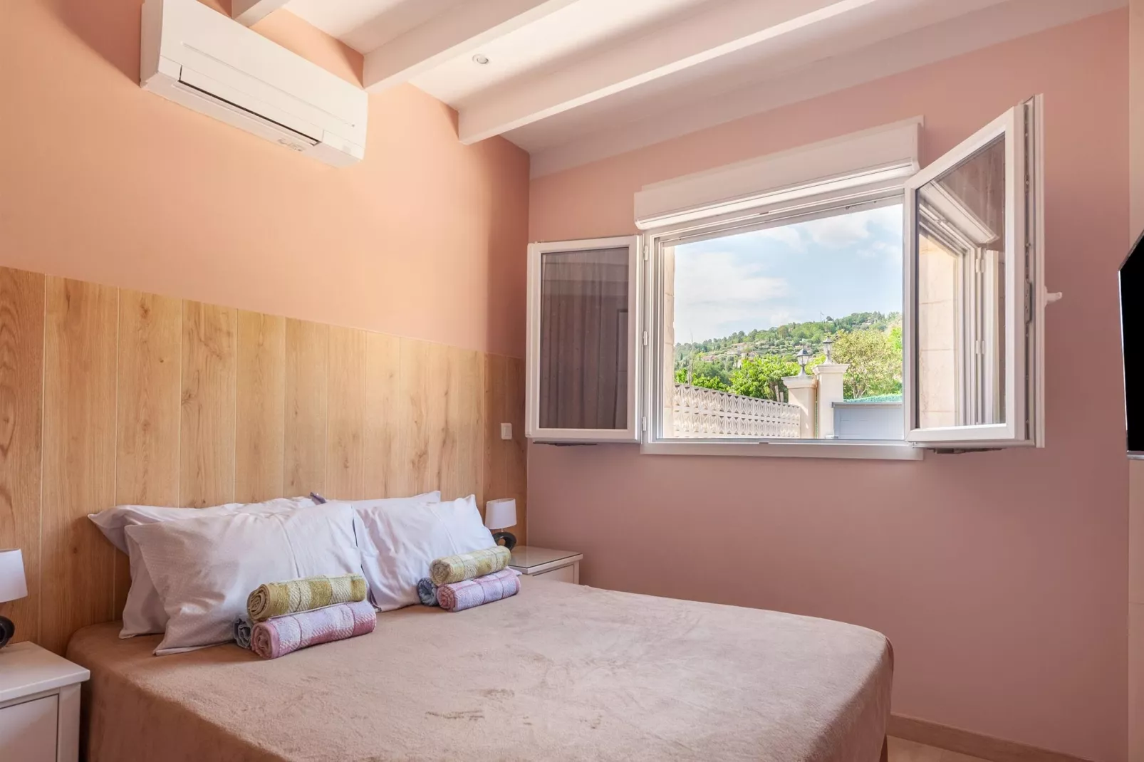 Cannelle-Bedroom