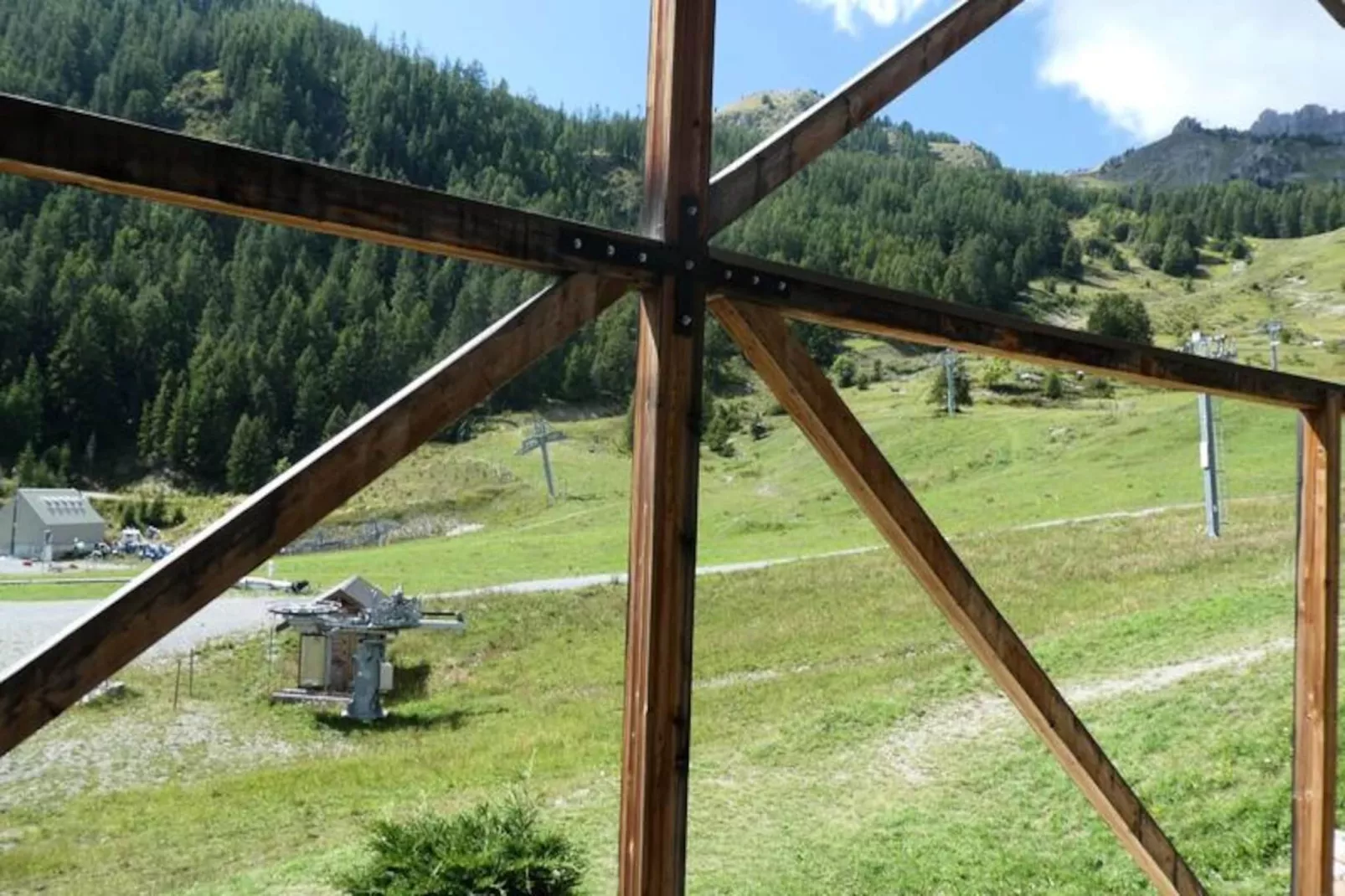 Résidence Aurans-Image-tags.