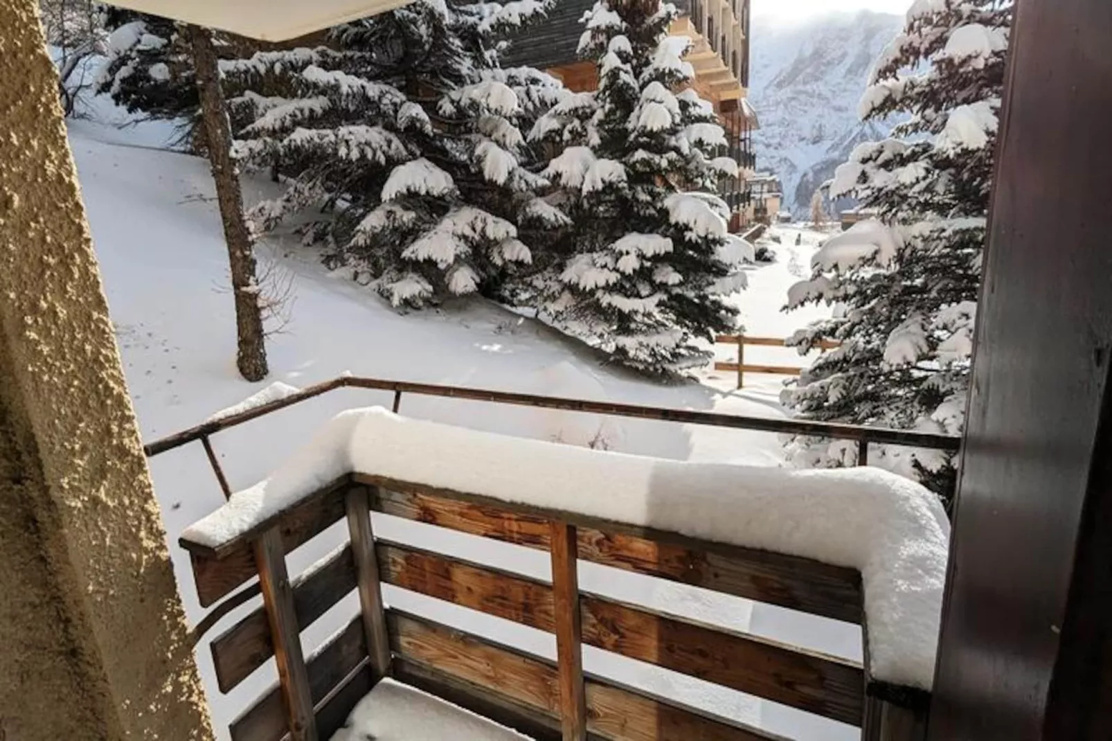 Résidence Rond-point-pistes I-Image-tags.