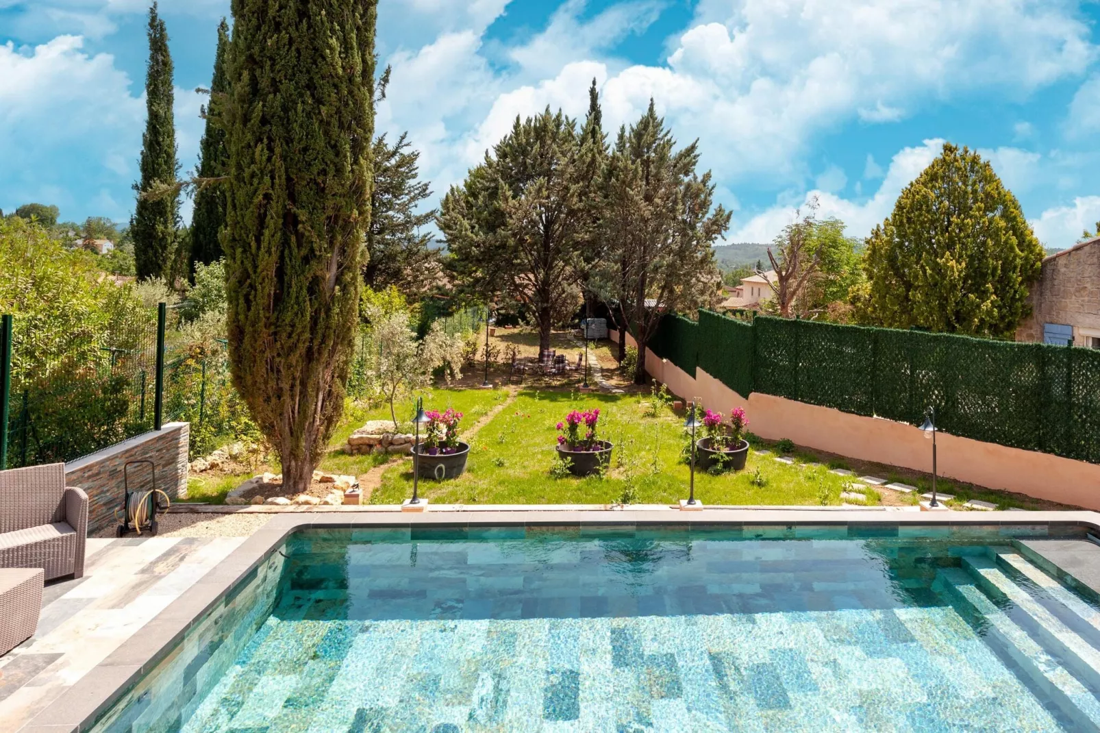 VILLA JEN'UKA-View summer