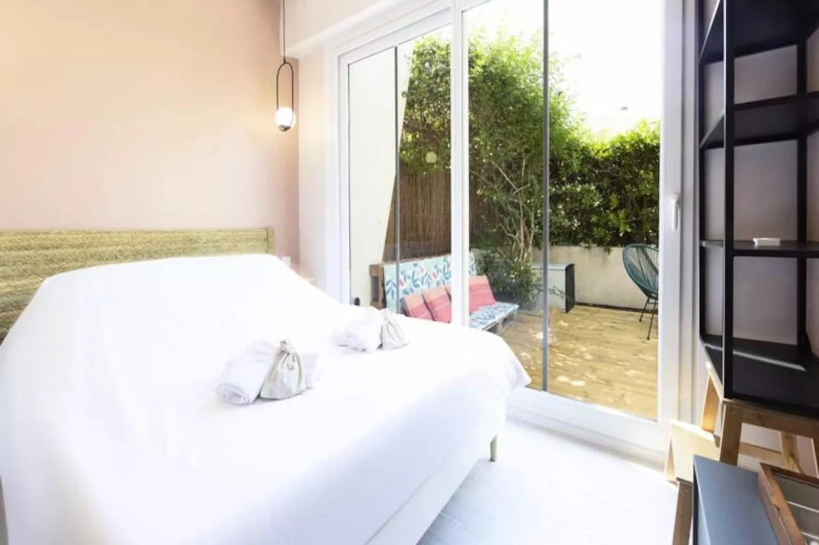 Résidence Jardin Secret Id&eacute;al Congres Et Vacances ❤live In Le Florence❤-Image-tags.