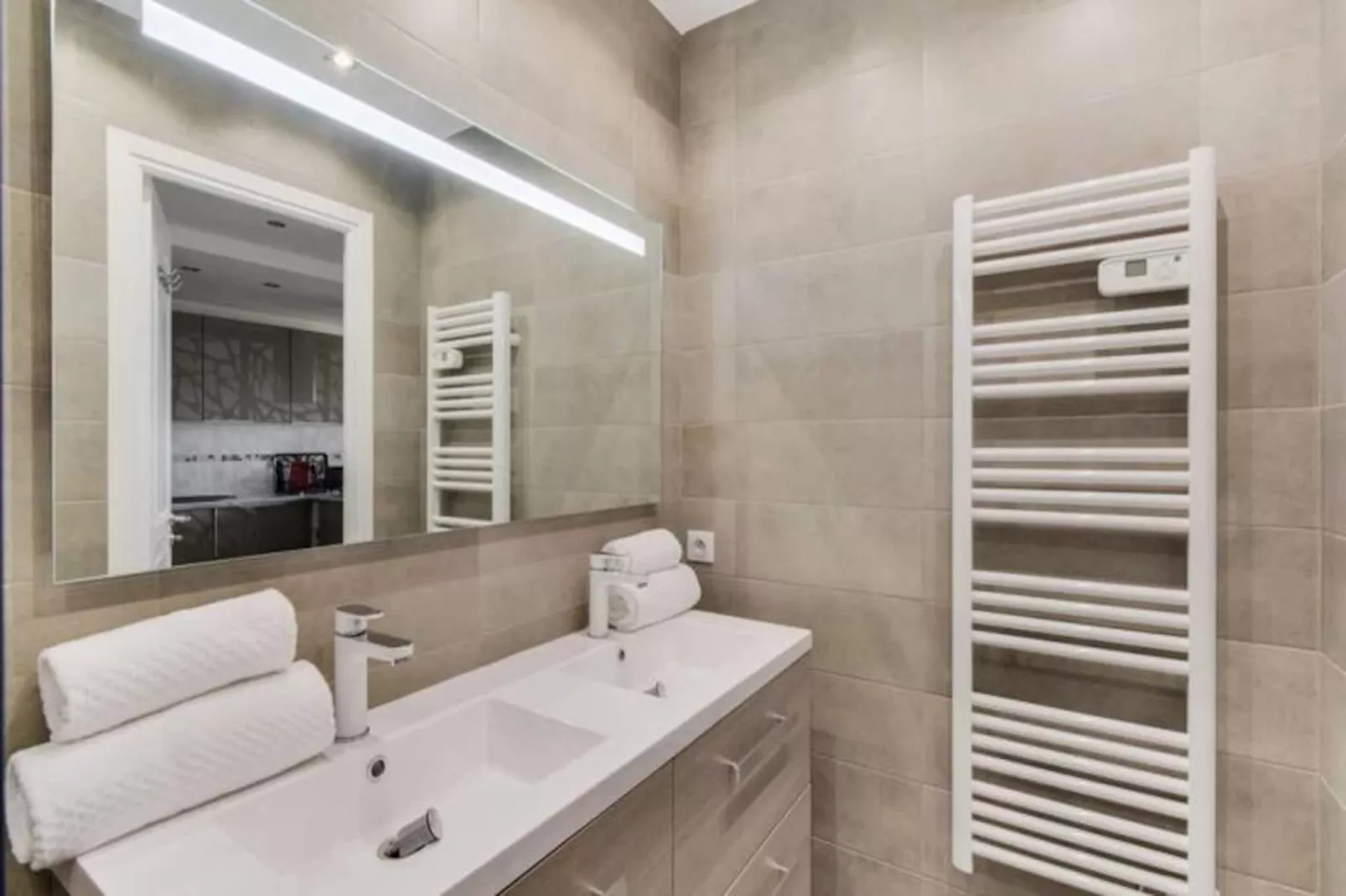 Résidence Terrasse Avec Vue Mer Panoramique Piscine Parking Cannes Centre ☀live In Ca-Image-tags.