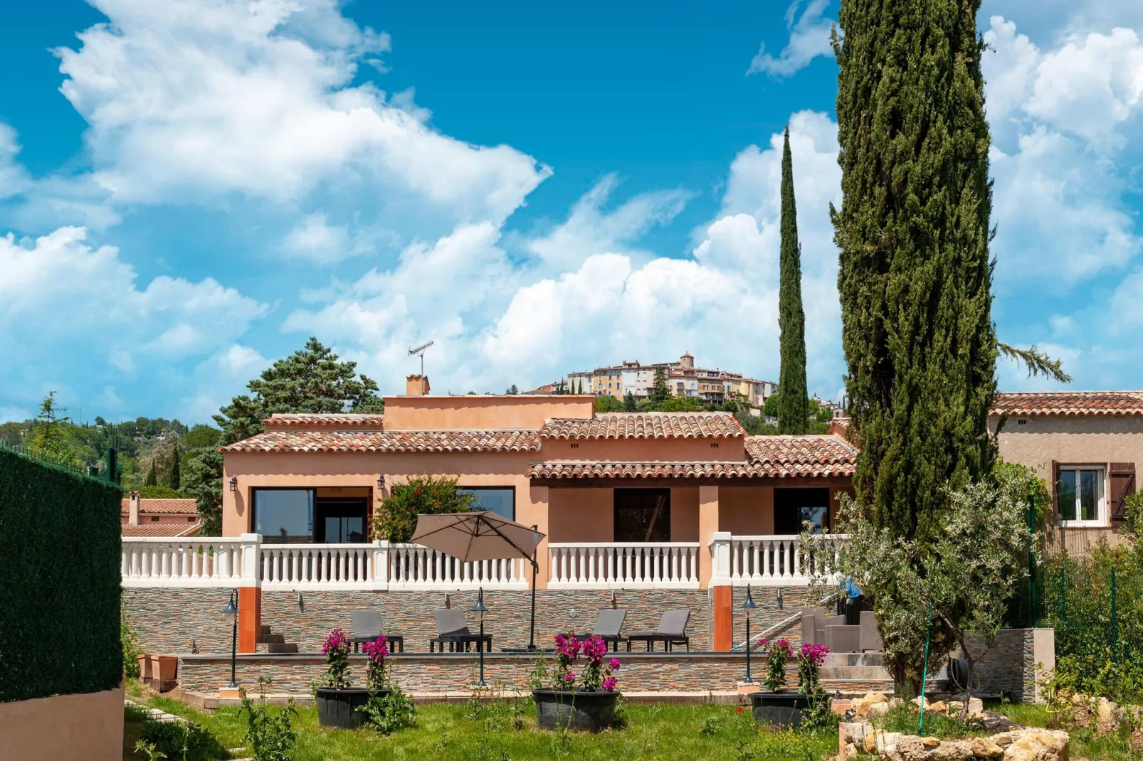 VILLA JEN'UKA-Exterior summer