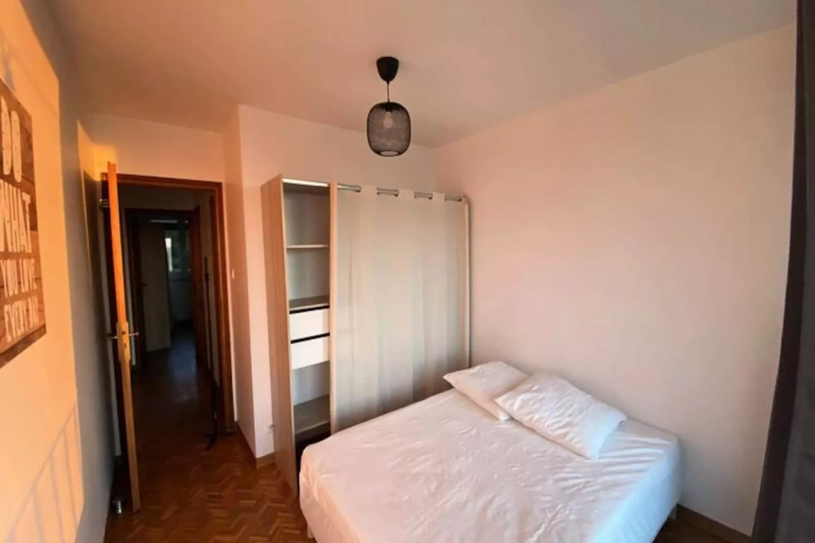 Résidence Rouviere-Image-tags.