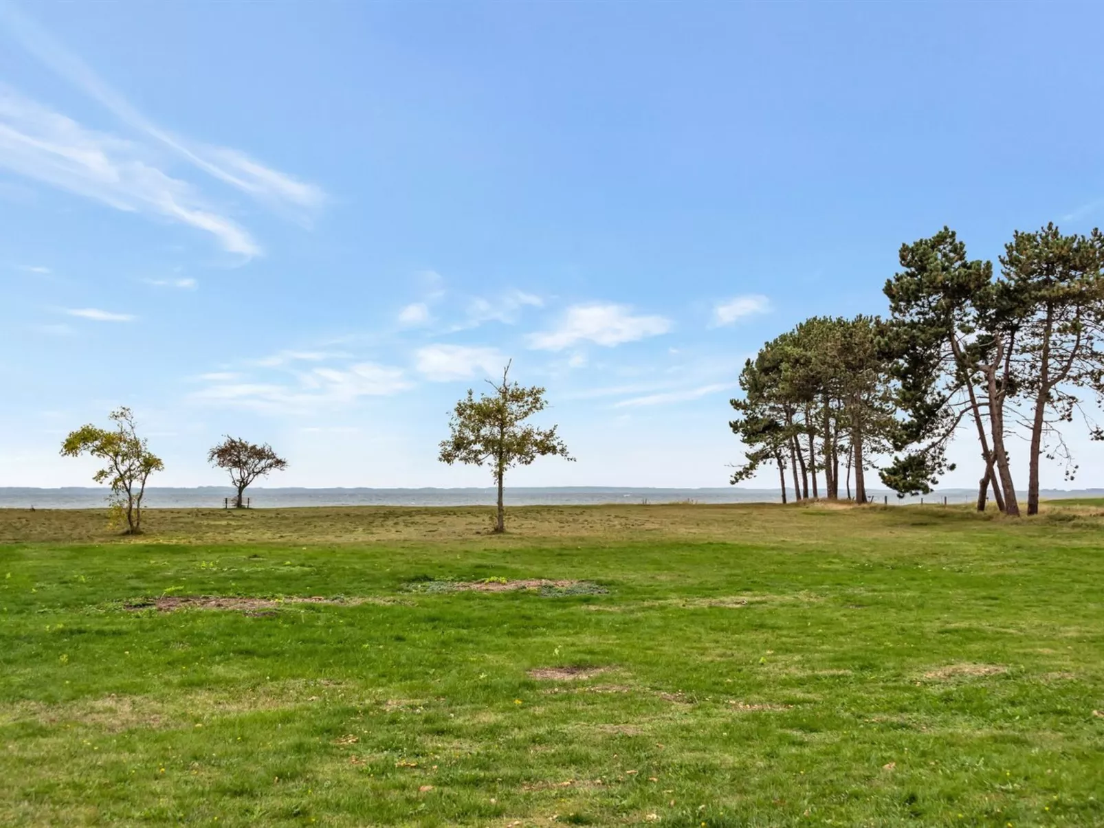 "Cathalina" - 75m from the sea-Outside