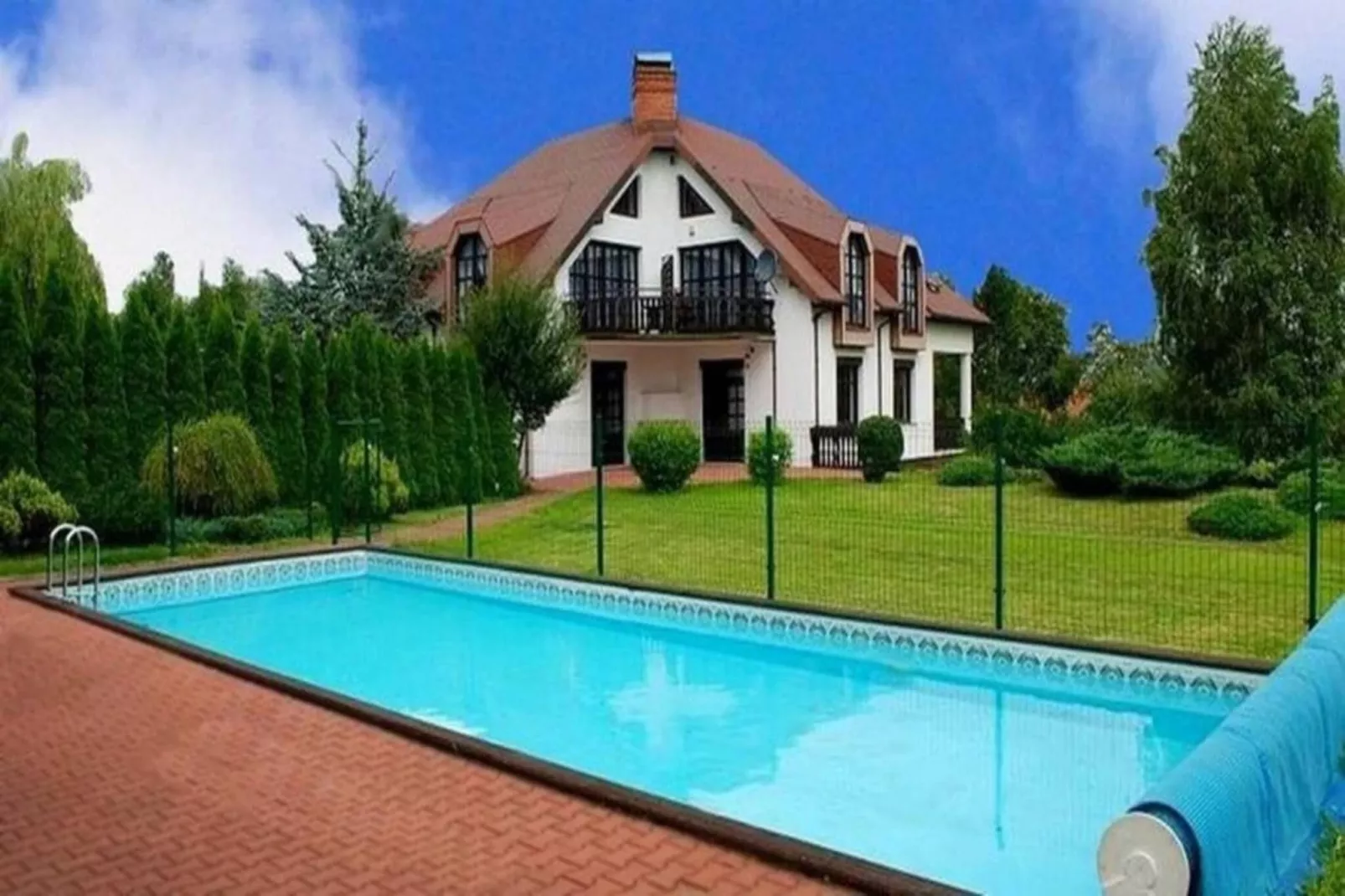 Willa wakacyjna dla 16 osób Brenna-Piscine