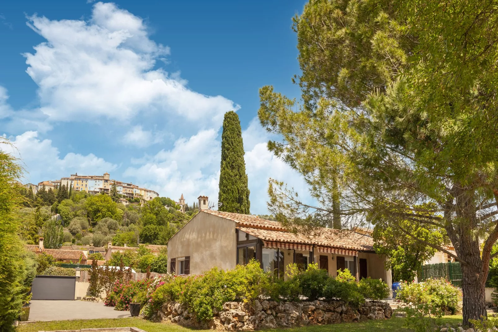 Villa Isclawa-Exterior summer