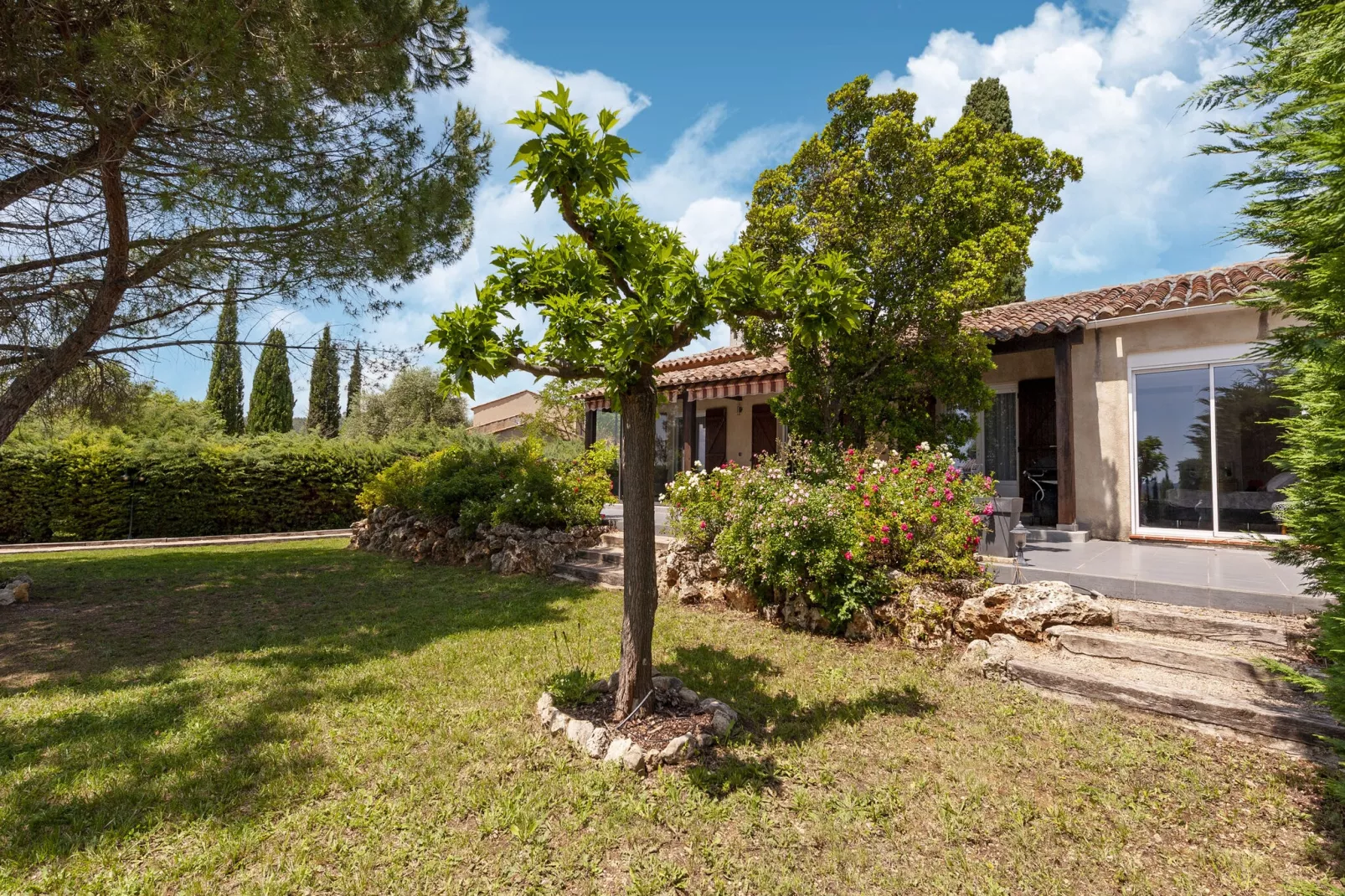 Villa Isclawa-Exterior summer