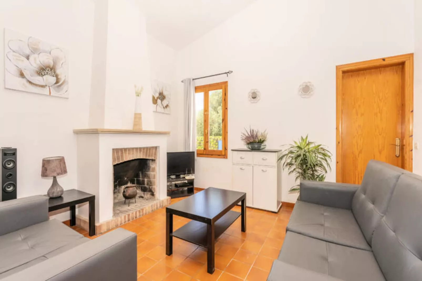 Maison à Cala en Blanes-Image-tags.