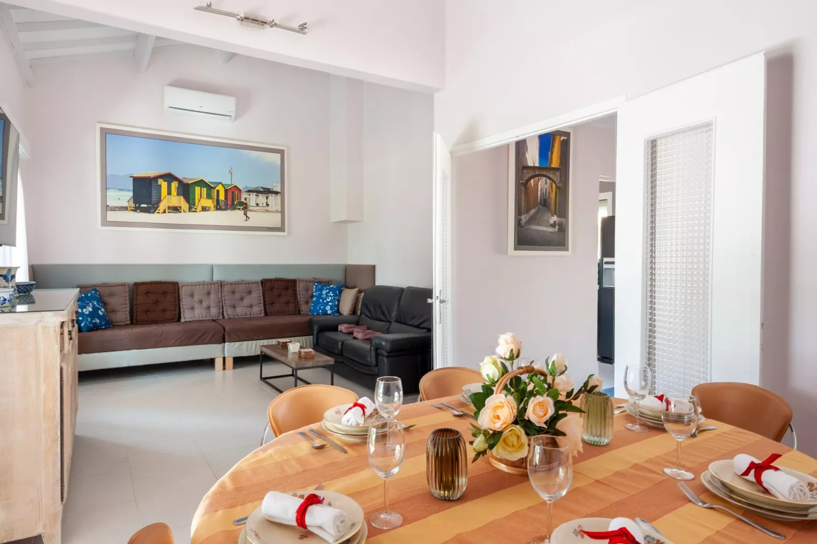 Villa Isclawa-Dining room