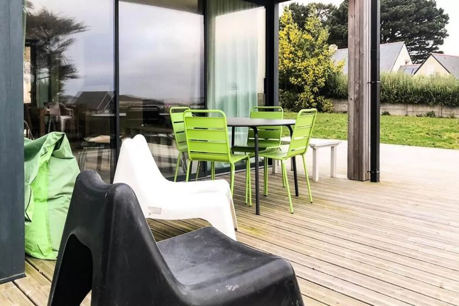 Maison à Penvénan-Gardens in summer