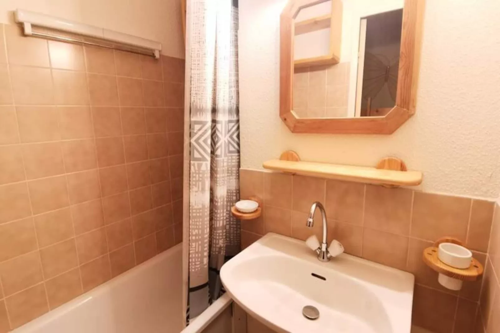 Résidence Comete-Image-tags.