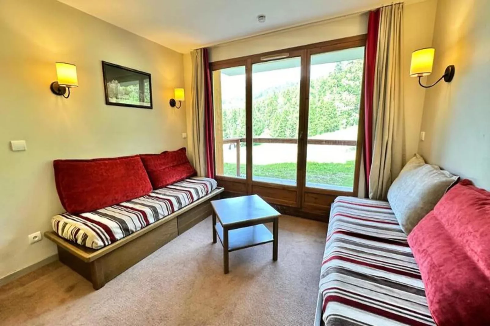 Résidence L'albane - Außenbereich Sommer