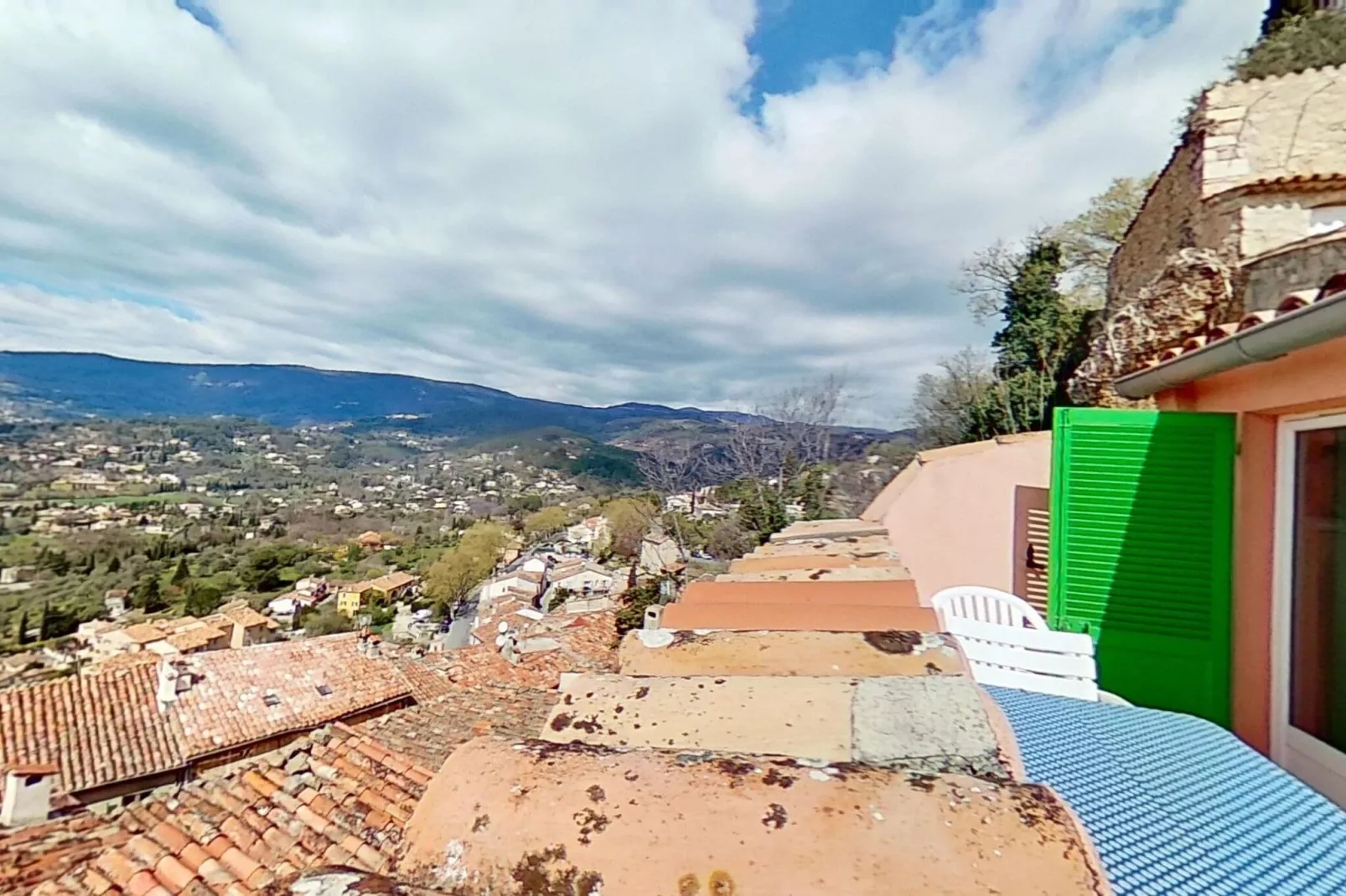 Maison Fayence-View summer