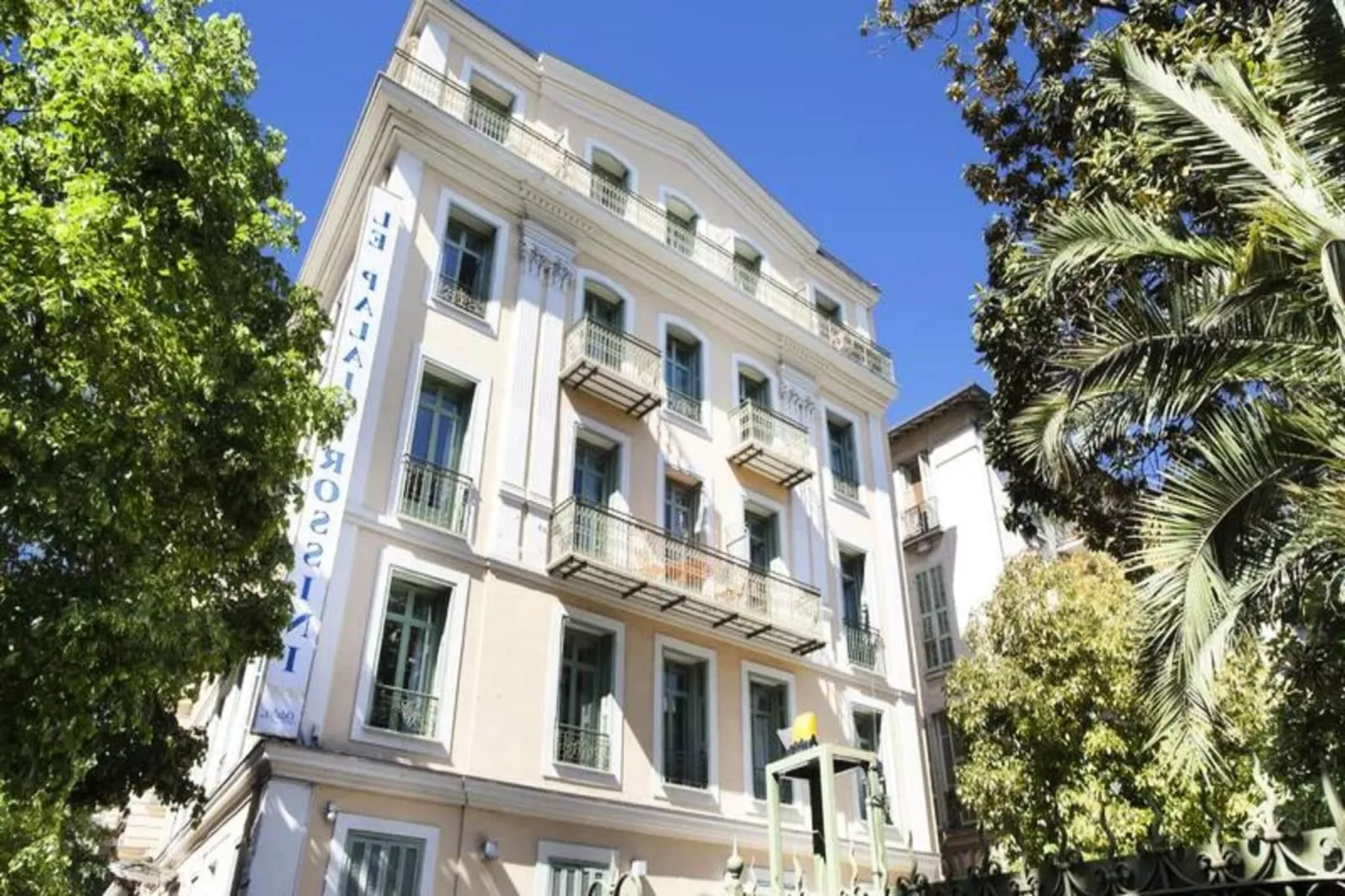 Appart'hôtel Odalys Palais Rossini-Außenbereich Sommer