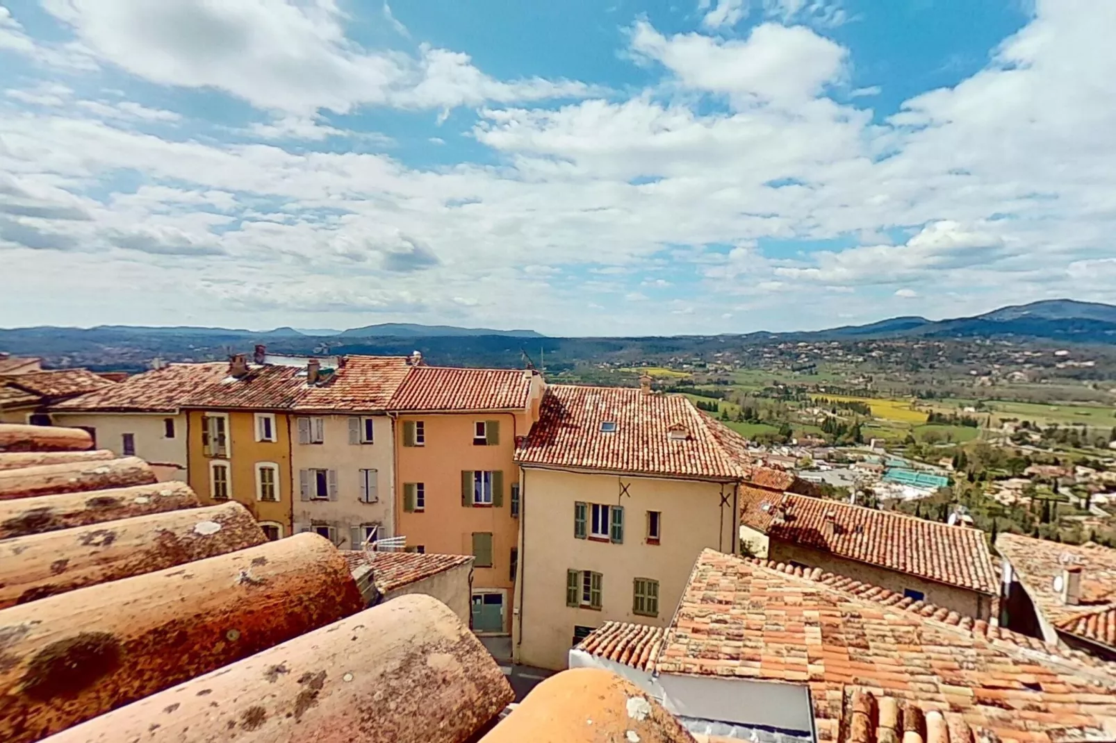 Maison Fayence-View summer