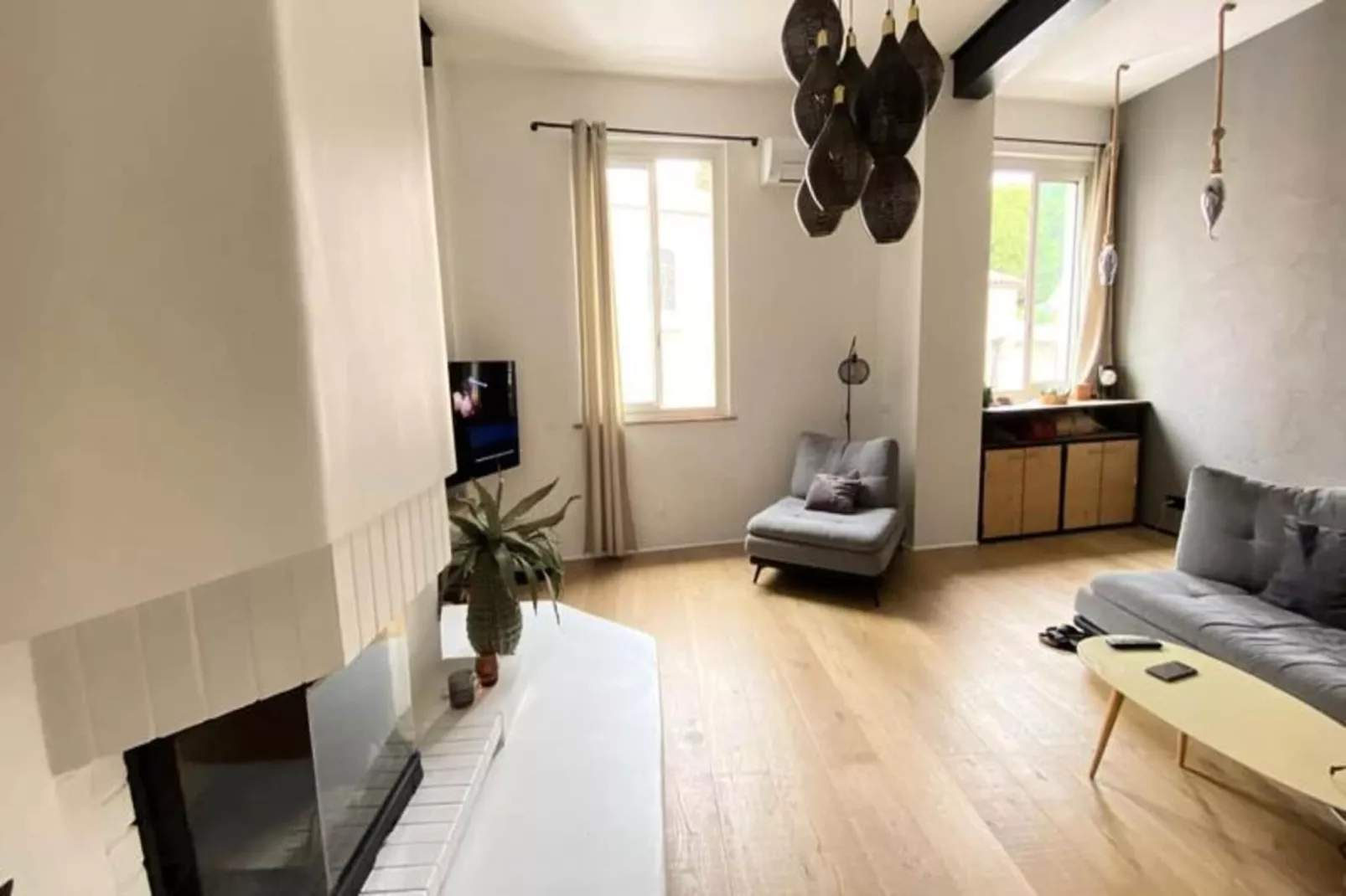 06bx : Superbe Loft - 100m2 - 6 Personnes-Exterior in summer