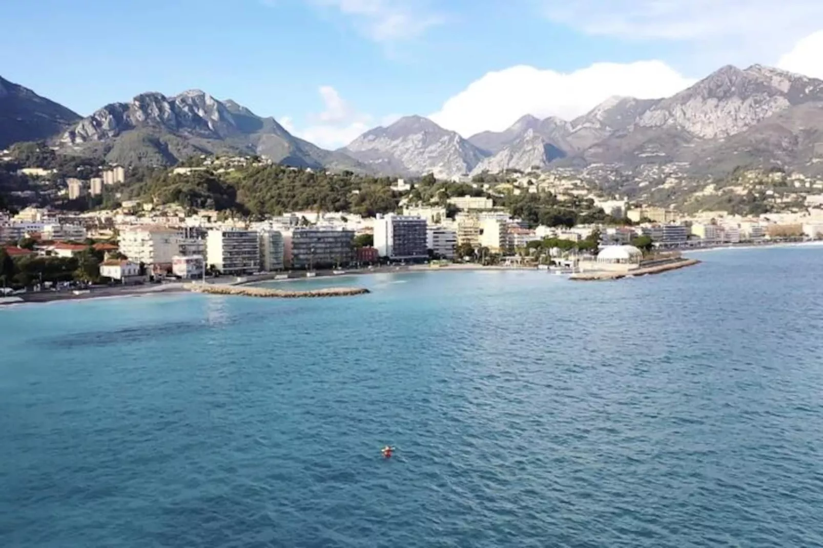 06bq : Studio &agrave; Deux Pas Des Plages-Image-tags.